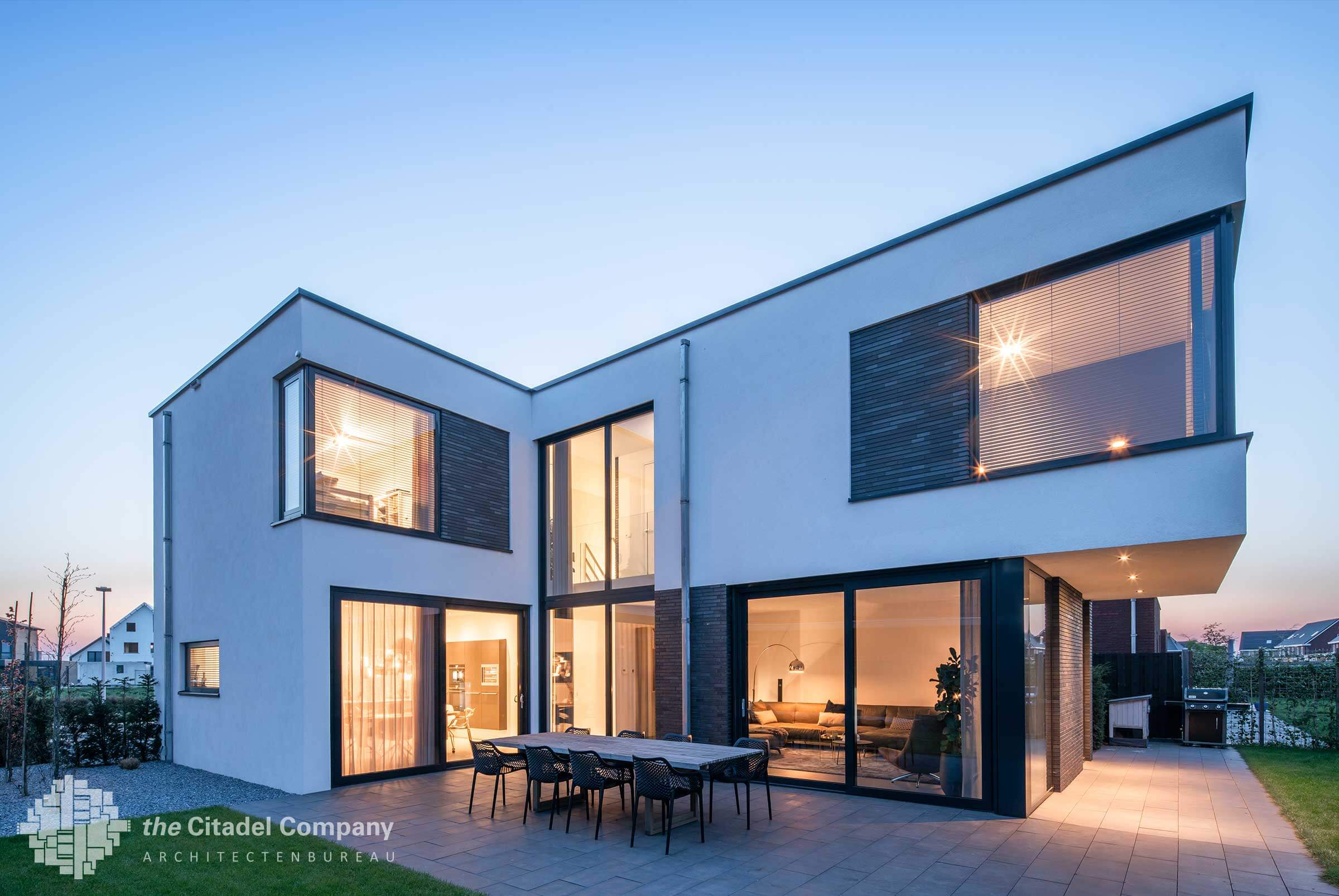 Moderne-kubistische-vrijstaande-villa_1 Moderne kubistische vrijstaande woning